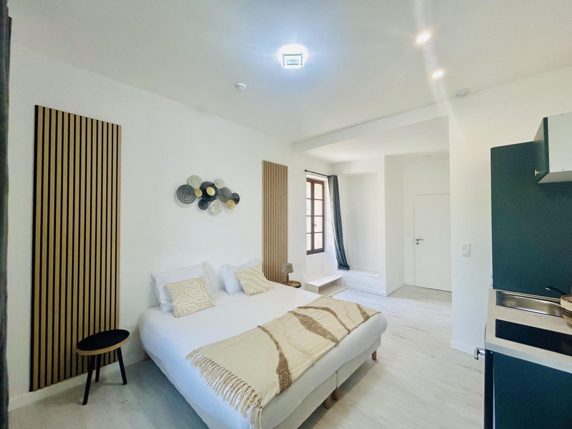 Gabrielle Hotel エギュイーヌ エクステリア 写真